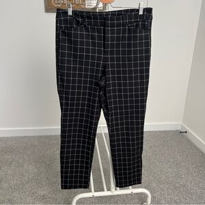 Old Navy Pixie Black Checkered Pants